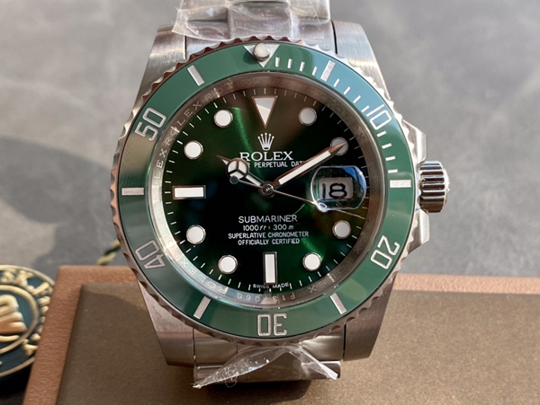 激安ロレックス背面デザイン